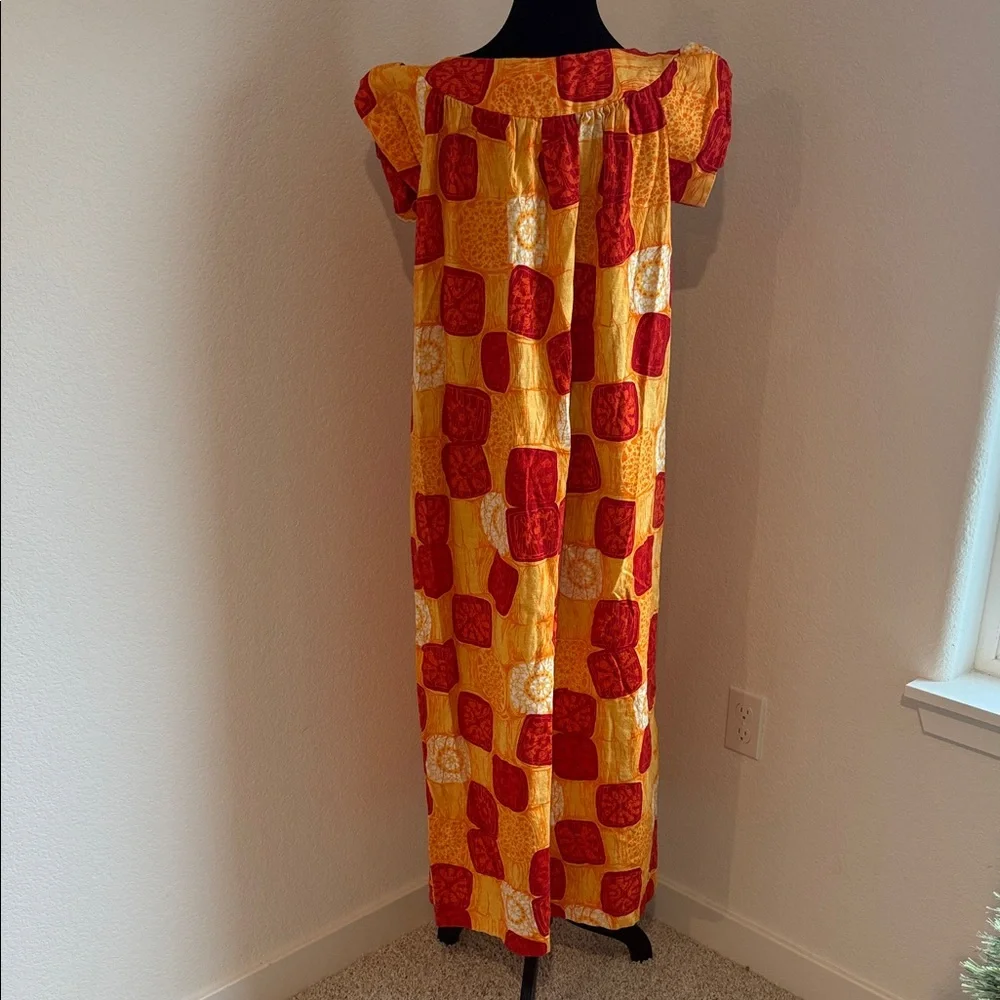Vintage Made in Hawaii Elegant Red and Yellow Patchwork Maxi Dress - Picture 6 of 11